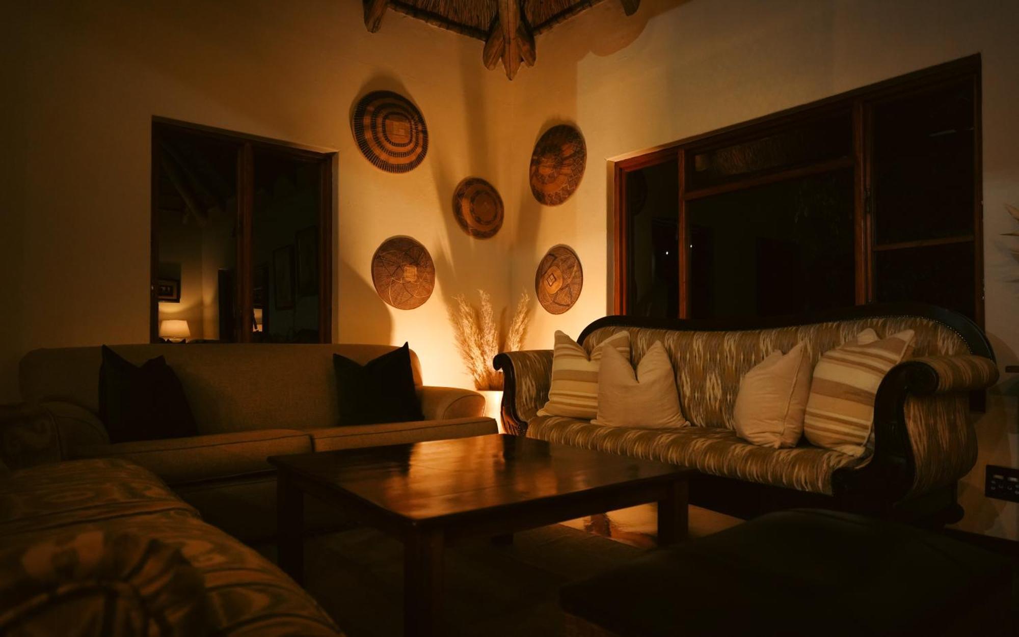 Shibula Safari Lodge Welgevonden Game Reserve ภายนอก รูปภาพ