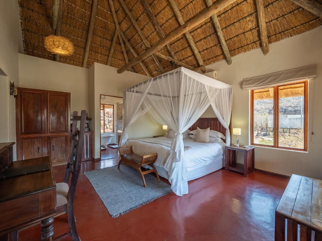 Shibula Safari Lodge Welgevonden Game Reserve ภายนอก รูปภาพ